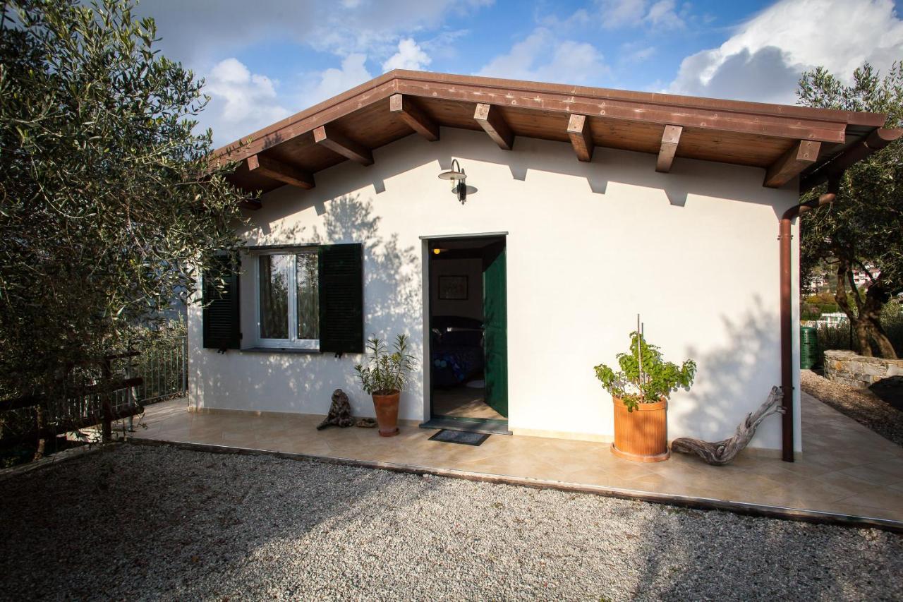 Agri Bed - L'Affittacamere In Collina - Guest Room On The Hill 라바냐 외부 사진