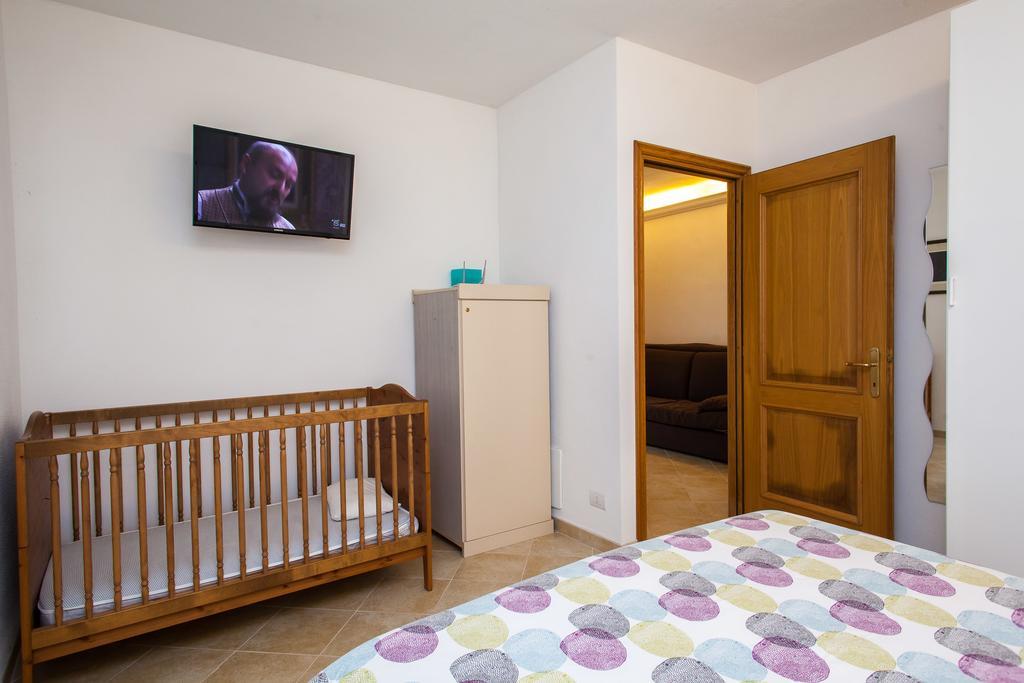 Agri Bed - L'Affittacamere In Collina - Guest Room On The Hill 라바냐 외부 사진